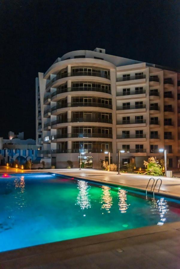 Dream House *